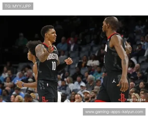 火箭强势5连胜，阿门28分贡献关键表现，火箭24分